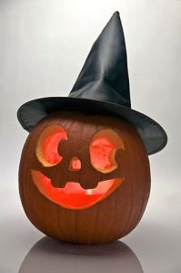 Jack-o-lantern with witch hat